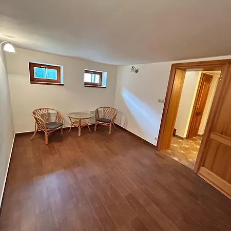 Nicole Hébergement de vacances Hartau